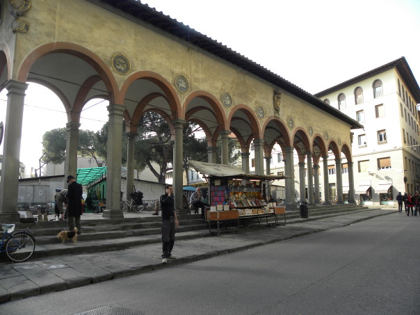 Il loggiato di piazza dei Ciompi
