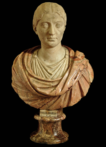 Uffizi, restaurato il busto lapideo di “Giulia Maesa”, prima del restauro (Foto Polo museale di Firenze)