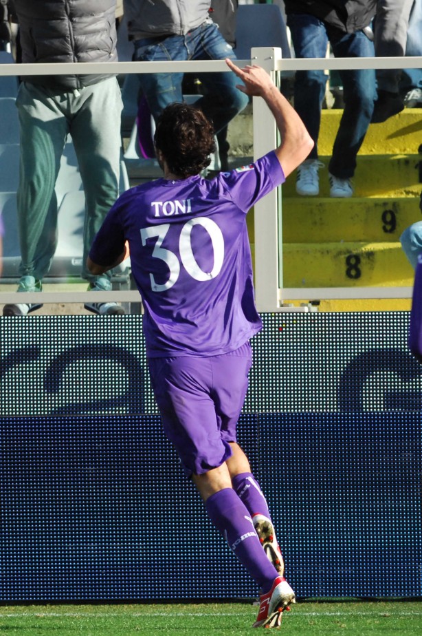 Toni, in ballottaggio con El Hamdaoui