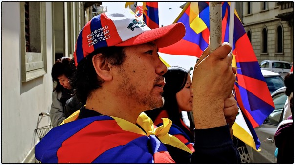 Manifestazione pro-Tibet a Firenze (Foto Massimo Lensi)