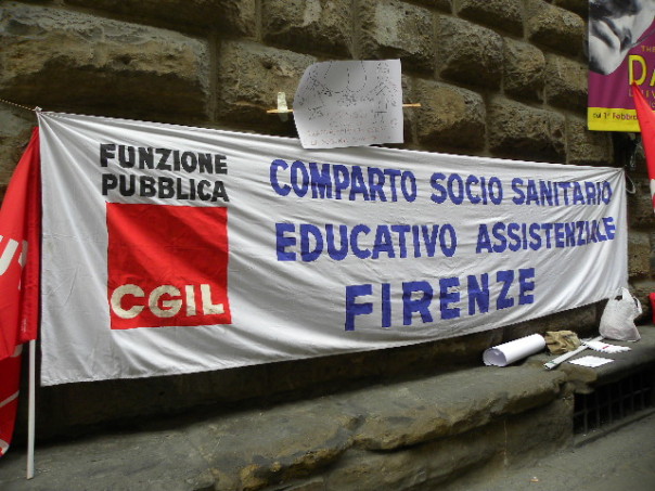 Sindacato vicino ai lavoratori in rivolta