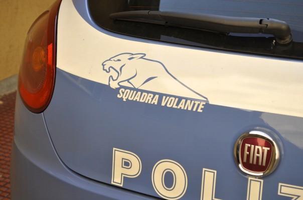 Una volante della Polizia