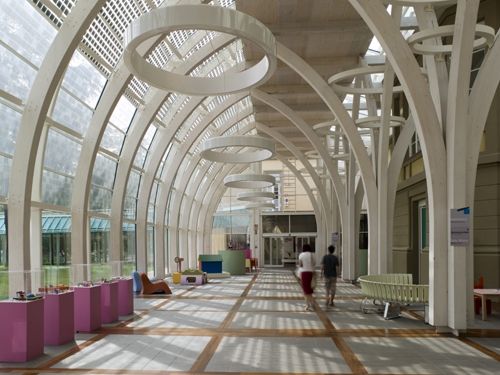 L'ingresso del nuovo ospedale Meyer a Careggi