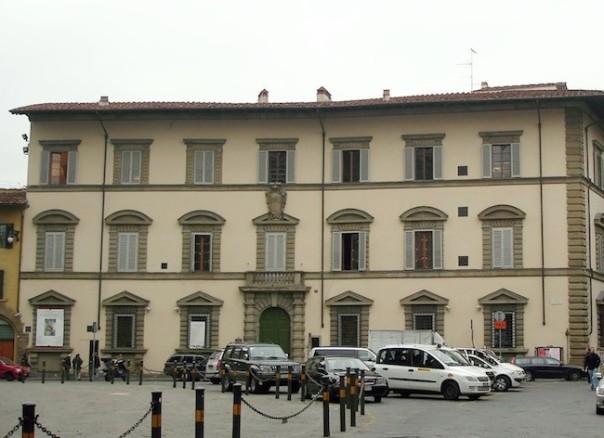 Ufficio con vista a Palazzo Sacrati Strozzi per il neo assessore Vittorio Bugli
