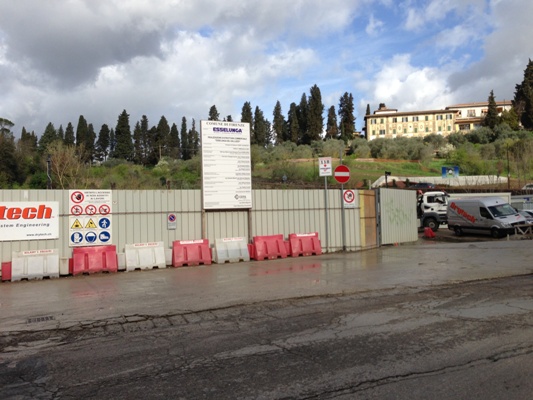 Il cantiere dell'Esselunga al Galluzzo