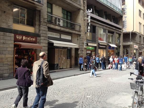 Raid notturno in vis Por Santa Maria a Firenze