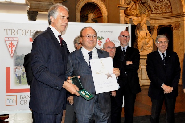 Il presidente Malagò premia il prefetto Tagliente