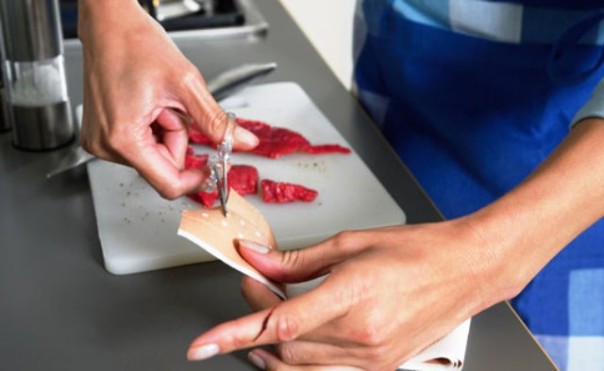 Incidenti domestici, la cucina è il secondo luogo della casa dei toscani dove avvengono più infortuni