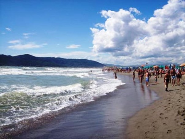Litorale di Marina di Carrara