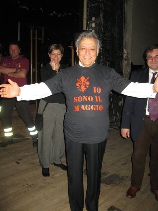La singolare protesta del maestro Zubin Mehta "Io sono il maggio"