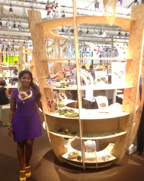 Caterina Mariani insieme ai suoi bijoux