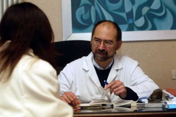 Uno dei tanti medici di famiglia italiani