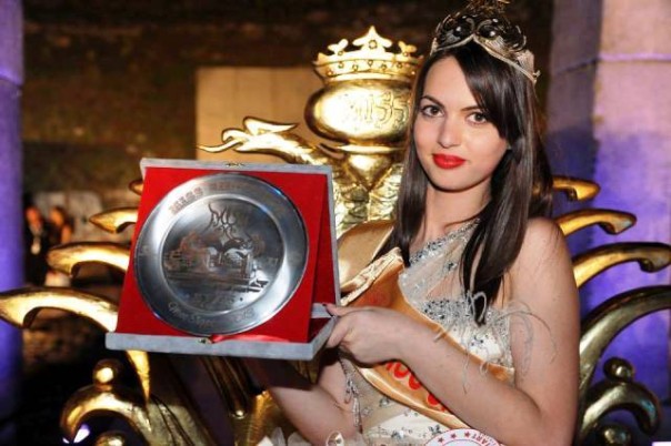 Miss Albania, Florenca Lekstakaj 17 anni nata a Firenze (da gonews.it)