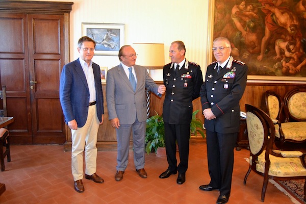 Da sinistra il sindaco Filippeschi, il prefetto Tagliente, il colonnello Brancadoro ed il colonnello De Luca 