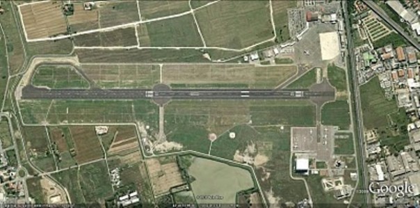 La pista dell'aeroporto Amerigo Vespucci di Firenze