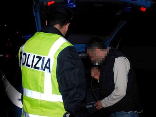Servizi di alcoltest per evitare le stragi del sabato sera