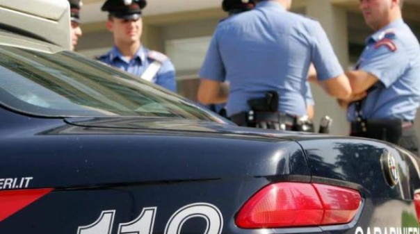 All'arrivo dei carabinieri il filippo gli ha puntato l'arma ad aria compressa contro
