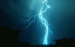 Temporali e fulmini sempre più frequenti durante l'estate