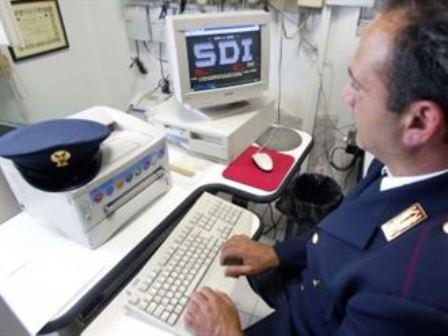 Monitoraggio della pedofilia online da parte della Polposta