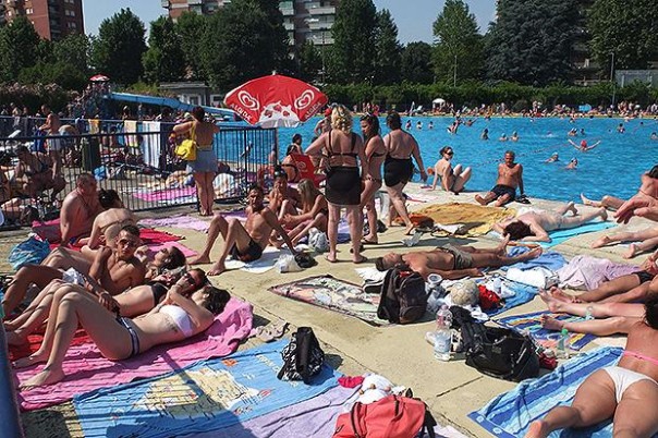 Piscine affollate in questo periodo dell'anno