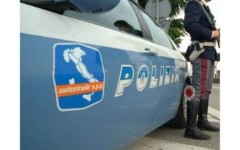 polizia stradale anziano piccola