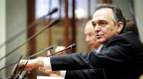 La Toscana aiuta e non taglia, scrive Rossi su facebook