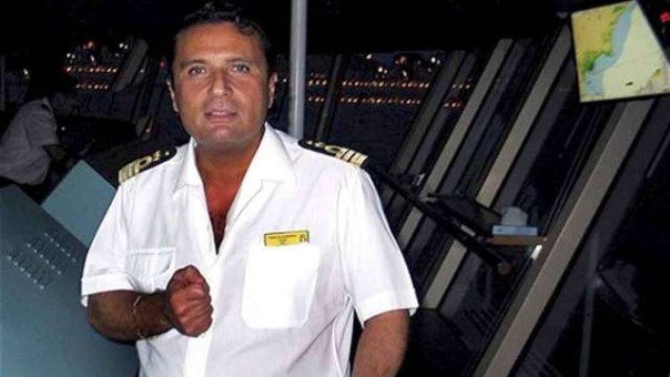 Francesco Schettino quando in plancia della Concordia