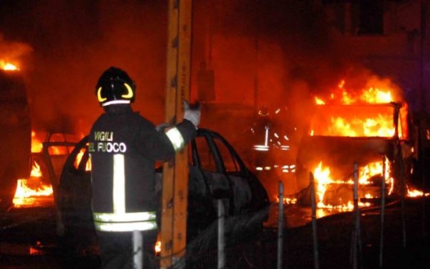 Una delle terribili immagini della sera del 29 giugno 2009 a Viareggio