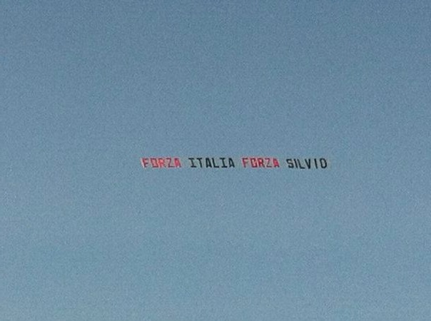 Aerei e contraerea nella politica di Ferragosto