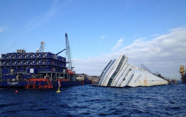 Il cantiere della Concordia al Giglio