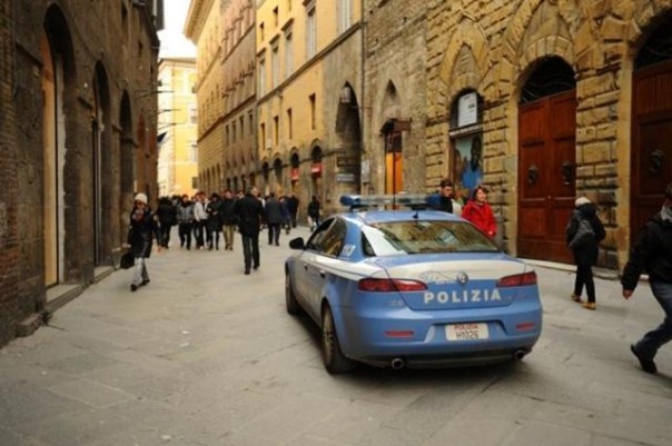 Polizia di Siena arresta postino-barista spacciatore per hobby