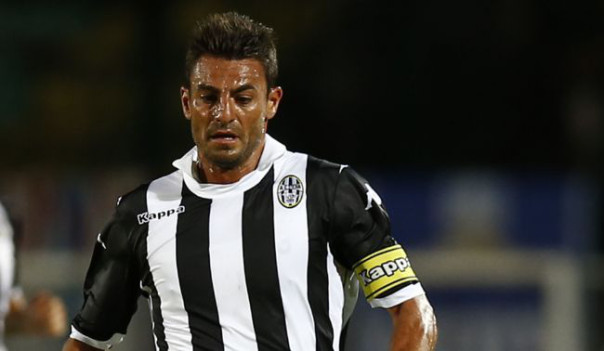 Simone Vergassola ha guidato il Siena al successo nel derby a Livorno