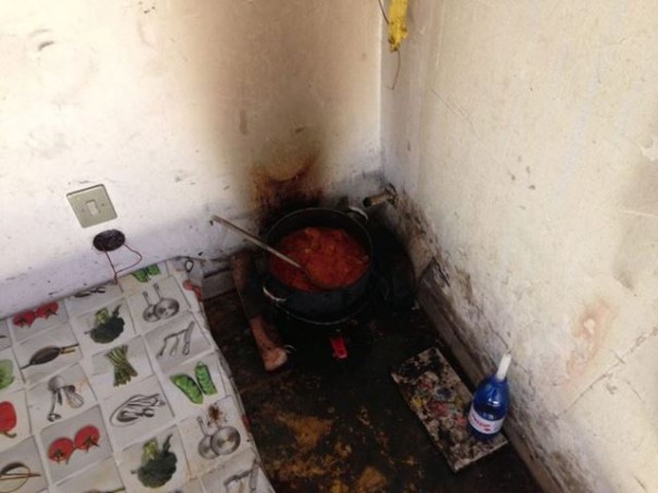 Angolo cottura, quando sopravvivere è l'unica missione