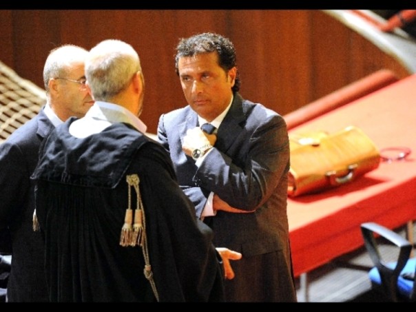L'ex comandante Francesco Schettino in aula a Grosseto