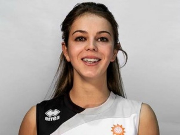 Valentina Col, 17 anni, morta per un presunto caso di malasanità