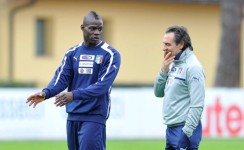 Balotelli e Prandelli a Coverciano