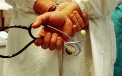 Droga, test obbligatori per i medici toscani