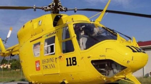 Il bimbo è stato trasferito al Meyer con l'elicottero Pegaso