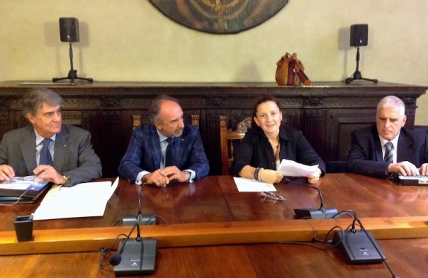 da sin. Paolo Santoro, Carlo Mazzotti, Giovanna Giachi. Antonio Quatraro alla presentazione del progetto Ambliopia