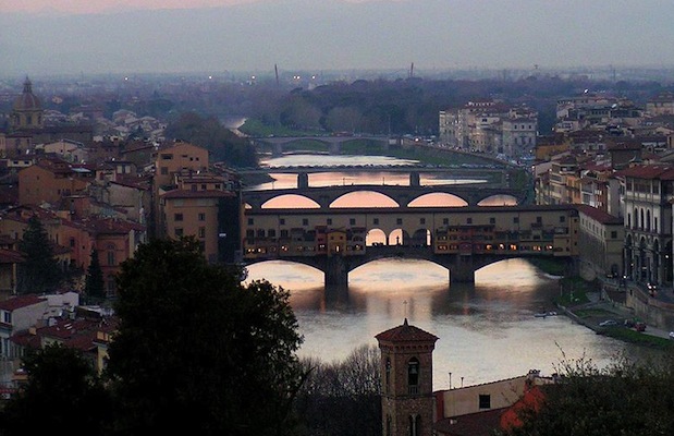 Occorre poter fermare l'Arno a monte di Firenze