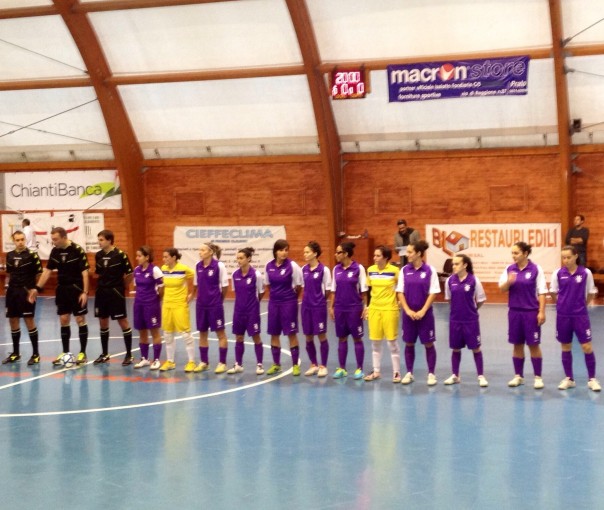 Il minuto di silenzio per le vittime in Sardegna