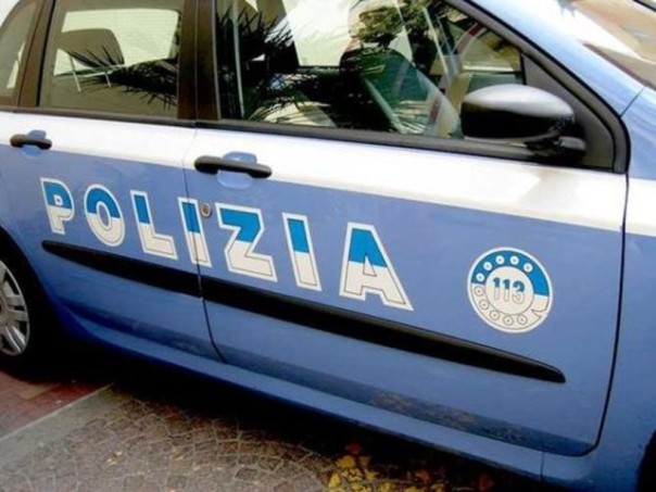 La polizia ha denunciato per truffa due livornesi