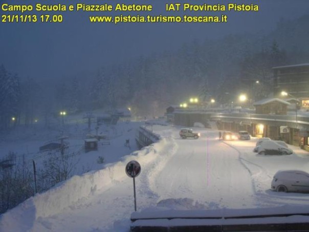 Prima neve dell'anno in Toscana, oltre 10 cm all'Abetone