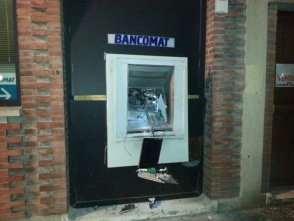 Nuovi sistemi per prevenire gli attacchi ai bancomat