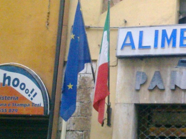 Bandiera italiana ed europea