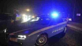 Donna fermata e denunciata dalla polizia