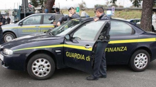 Operazione della Gdf di Prato contro le false residenze ai cinesi