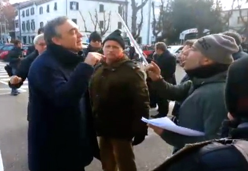 Rossi contestato a Cecina