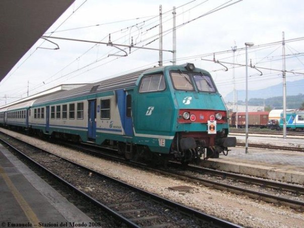 Un black-out elettrico ha mandato in tilt la linea  ferroviaria Empoli-Pisa