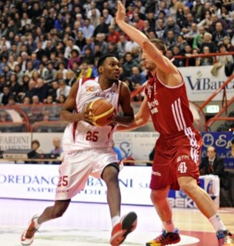 Una grande Pistoia fa fuori Varese